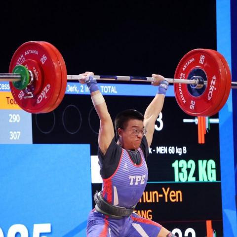 提供板橋按摩服務的專家唐浚彥