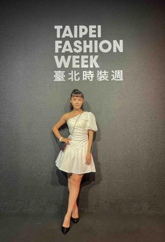 提供美髮店創業服務的專家石鳳如