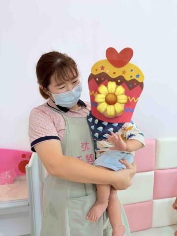 大村保母推薦余依容