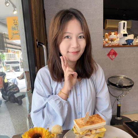 提供兼差服務的專家連盈喬