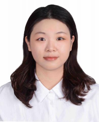 提供壁貼之家服務的專家李琇筑