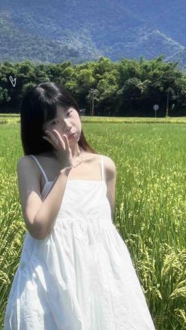 提供到府接睫毛台北服務的專家涂彩緹