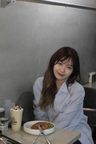 提供高中化學服務的專家劉奕均（jenny)