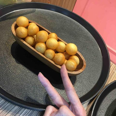 張日弘 - 地瓜球