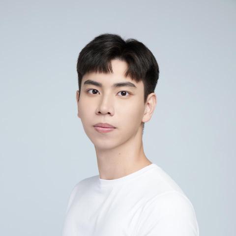 提供高中化學服務的專家張欣翰