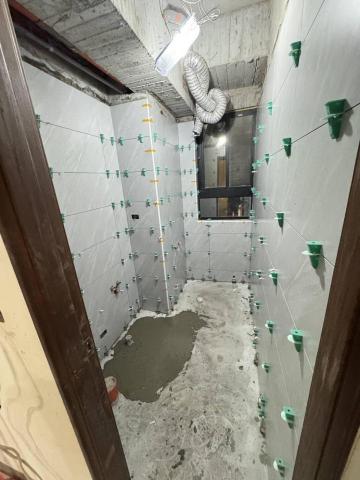 泥作（花不完）（宗廷）泥作 - 廁所做防水磁磚翻新