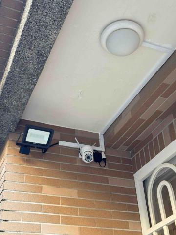 阿賢 - 2025-11-01安裝WiFI監視器及感應投射燈
