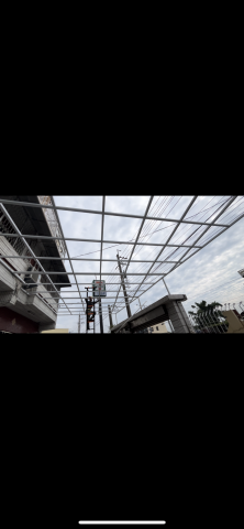 開鑫鐵工廠 - 施工（訂製304不銹鋼採光罩骨架）