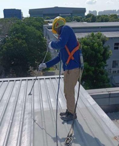 張超羣 - 鐵皮屋頂養護02