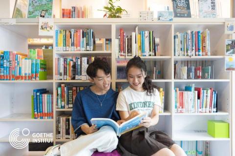 I'm Arena!Let's play music! - 在歌德學德文，並榮幸參與了歌德的廣告拍攝