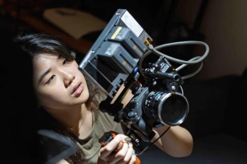 曹薇［影片拍攝剪輯、英語家教］ - 