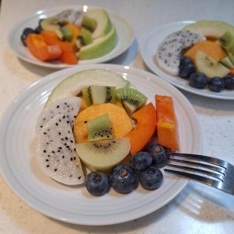 廖芸禾 - 單人份水果切盤