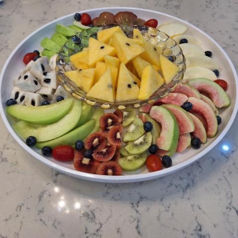 廖芸禾 - 宴請水果盤
