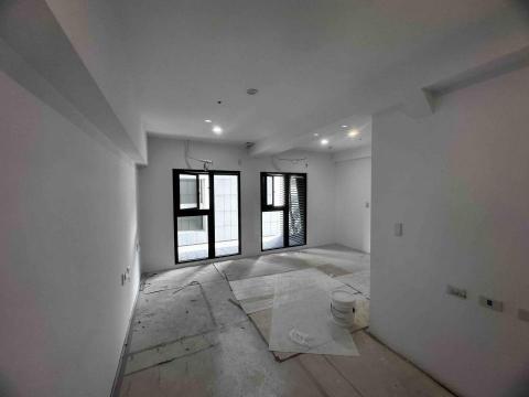 卓炳宏-宏潤油漆工程 - 新屋天花板平釘（4）