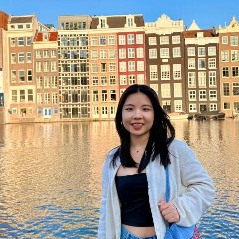 提供ikea桌子475服務的專家薛采玥