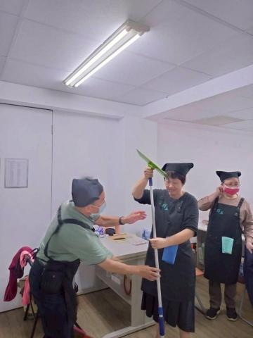 水美清潔工作室 - 平板拖把課程