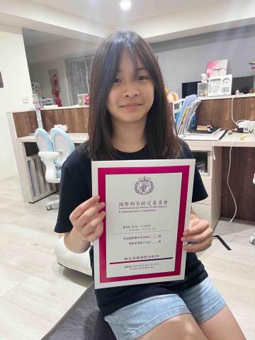 Vivian - 國中二年級 堅持每年都晉級