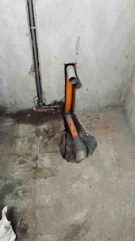 賴睿瑭 - 小便斗排水