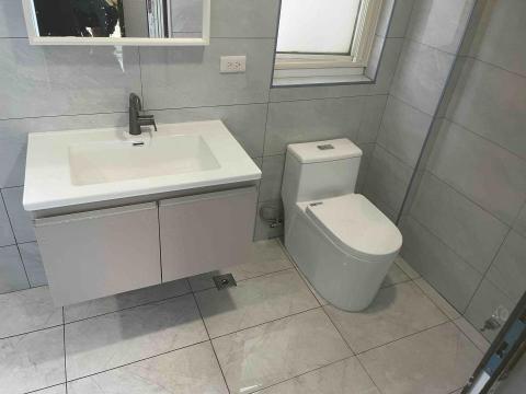 華閔 - 安裝衛浴設備