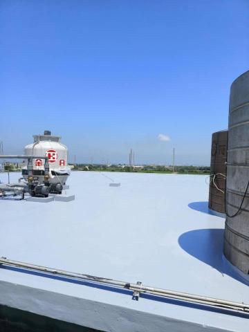 龍賦工作室 - 屋頂防水塗層施作後2