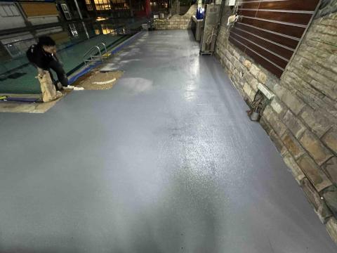 炘界工程行 - 泳池防滑