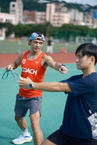 鄭豪 - 戶外肌力訓練