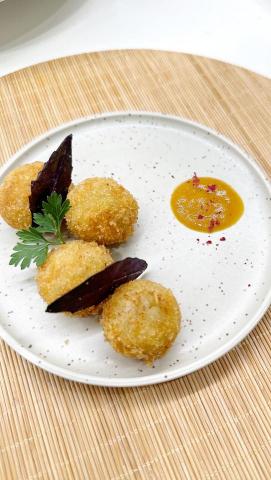 徐嘉琪 - 茄子炙烤蘆筍馬鈴薯球（素食）