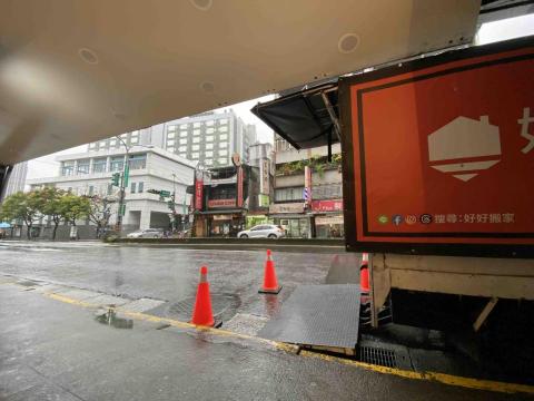 好好搬家 - 專業訂製車斗不怕刮風下雨??