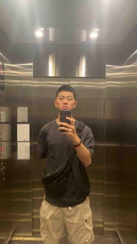 提供樓梯服務的專家無名