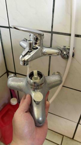 佳昆水電 - 沐浴龍頭更換