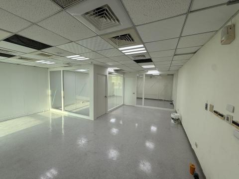 沐玥室內裝修 - 雙紅字辦公室