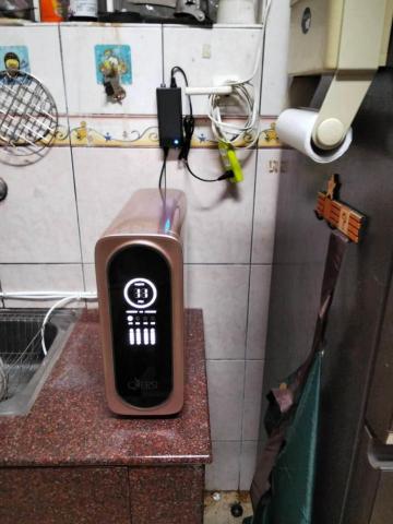 田侑淨水器設備 - 客戶謝小姐
安裝新機伽爾斯RO-800型直輪機保固一年
雲林縣大埤鄉怡然村怡美路