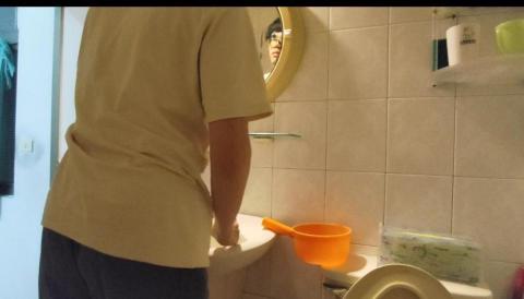 兔兔清潔員 - 清潔洗手台