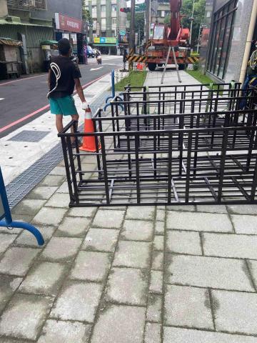 伸鋐金屬工程 - 