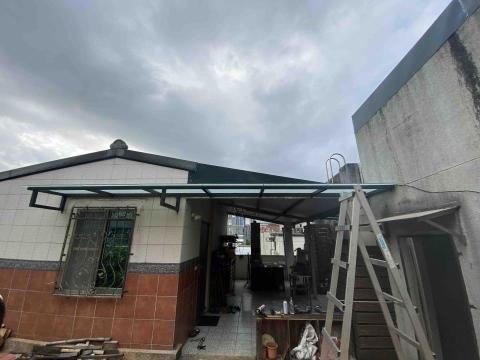 伸鋐金屬工程 - 