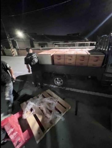 莊小姐 - 貨運運送、建設廢料清運