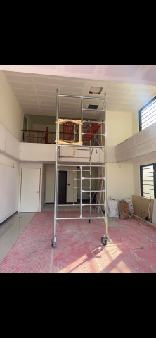 陳先生 - 店面裝潢油漆