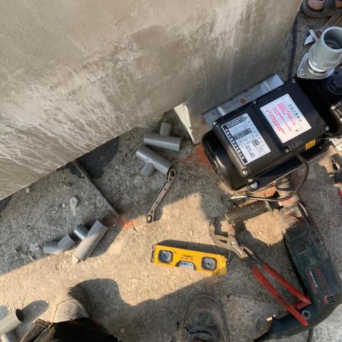 提供感應燈條服務的專家鄭皇喜