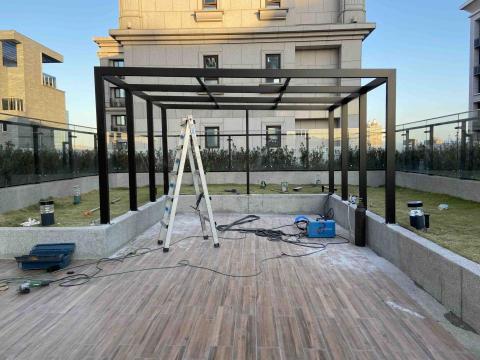 伸鋐金屬工程 - 