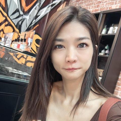 提供衣櫃架服務的專家陳衣訢