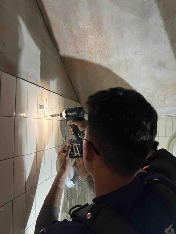 富川水電工程 - 壁燈固定安裝