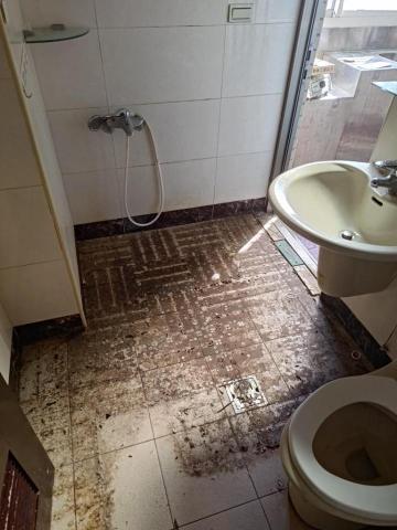 強迫症清潔小小工作室 - 浴室整體清潔前