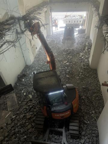 夥伴工程行 - 樓地板拆除