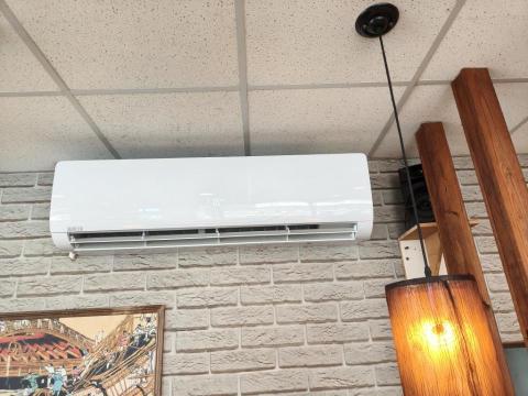 金鍵企業社 - 8.0KW壁掛式定頻冷氣（火鍋店）