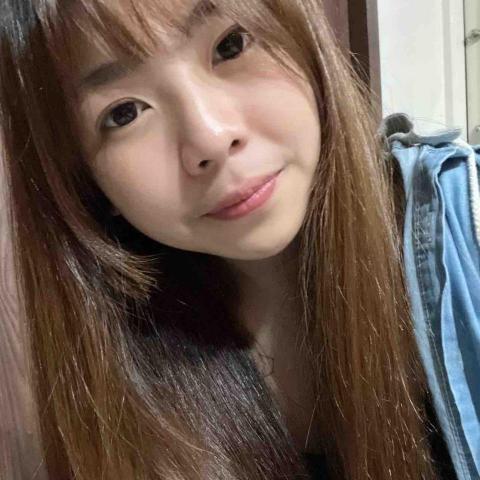 提供蓮花刺青服務的專家林思廷