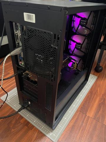 戰哥電腦個人工作室 - 普發萬元協助組裝品項良好二手主機