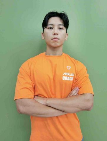 提供華碩rog2服務的專家小古的私人授課