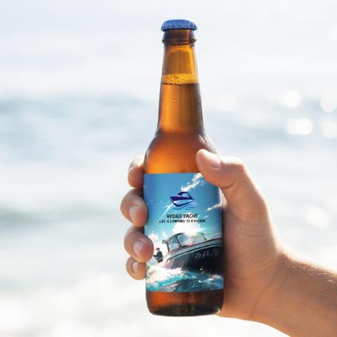 SCR 平面設計師 - 海拓亞 遊艇俱樂部酒瓶標貼