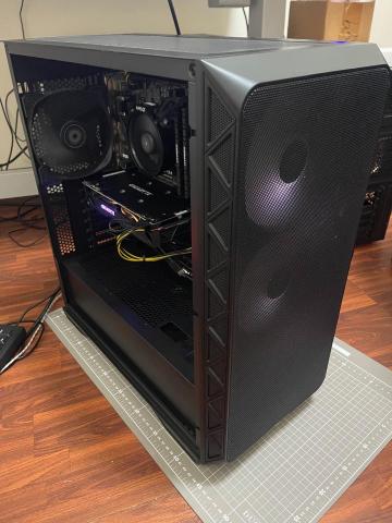 戰哥電腦個人工作室 - 普發萬元協助組裝品項良好二手主機