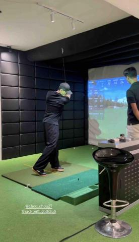 JACKPUTT Golf Club - 